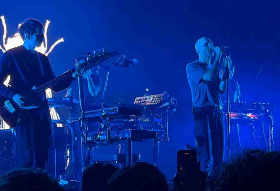 Ai piedi del palco dei Cani la rivoluzione non si fa più, ma ci si sente vivi