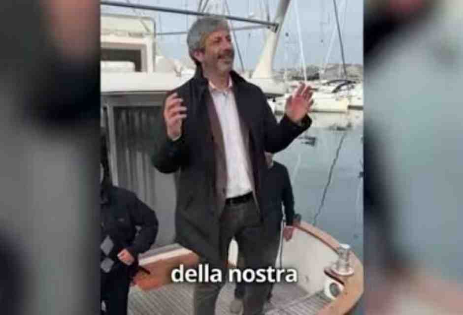 Fico e il posto barca a soli 550 euro l'anno, anche dopo la fine del mandato