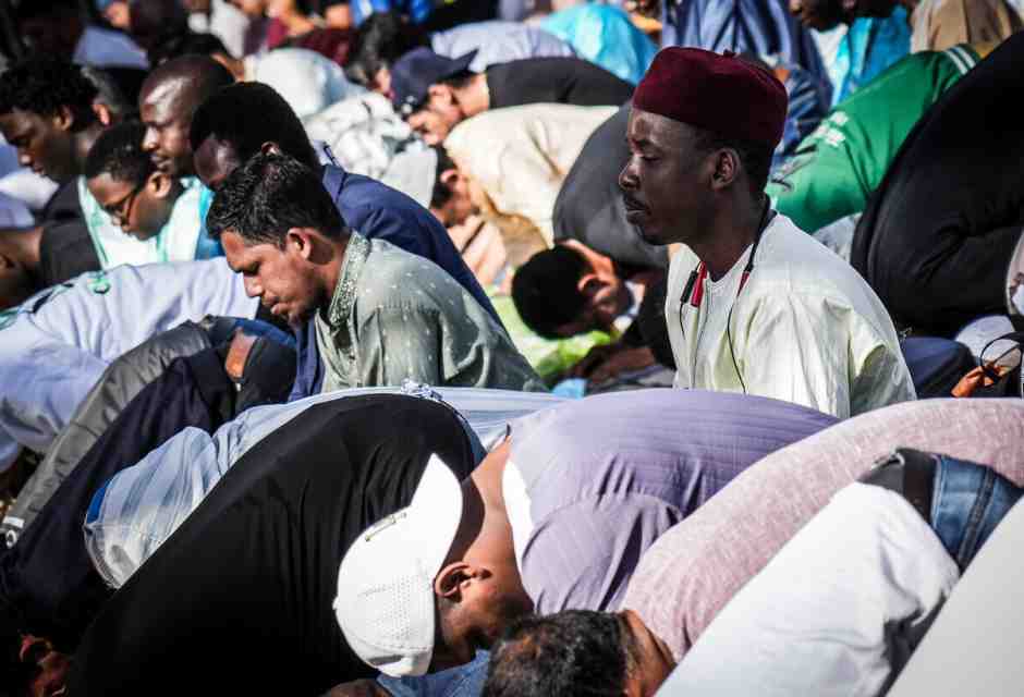 Un sondaggio francese smentisce i sociologi delle periferie e dell’integrazione