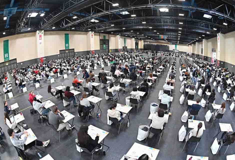 Prova di Medicina annullata per tutti? "No, solo per i furbetti", dice Bernini