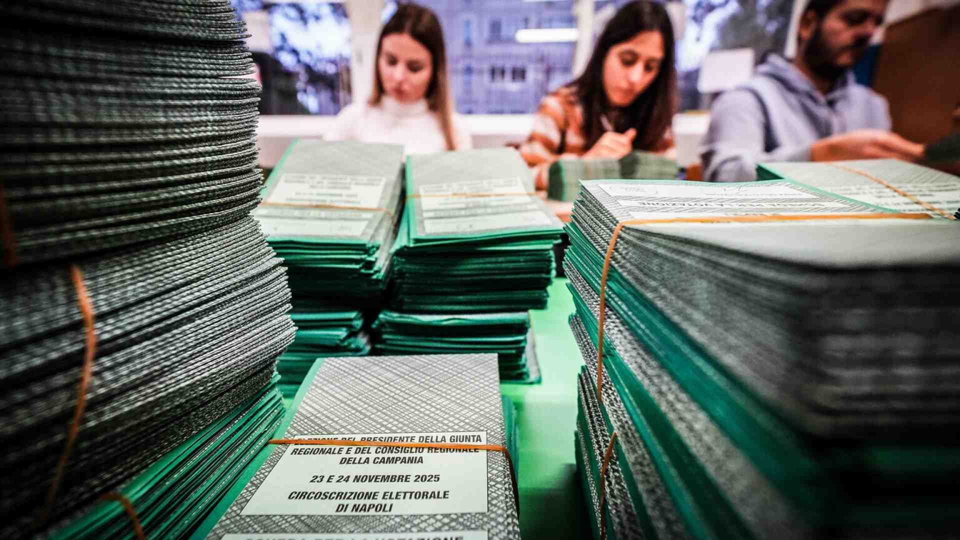 L'astensionismo è il protagonista nelle elezioni regionali 2025. Crolla l’affluenza in Veneto, Puglia e Campania