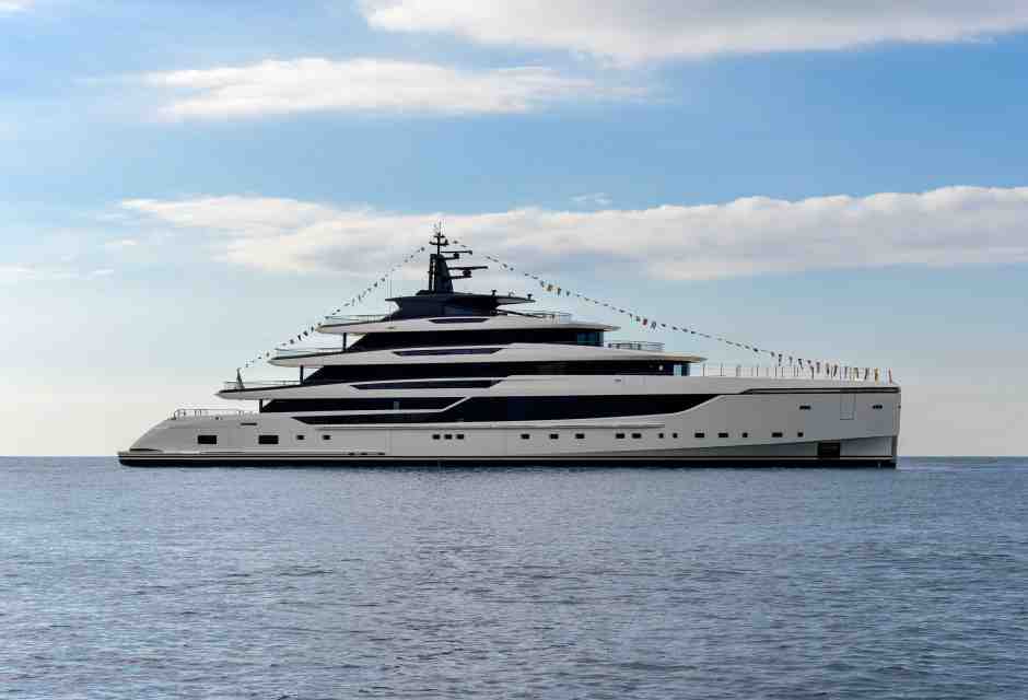 Economia blu rotte, porti e pure yacht. Il ricco mare di cantieri e armatori