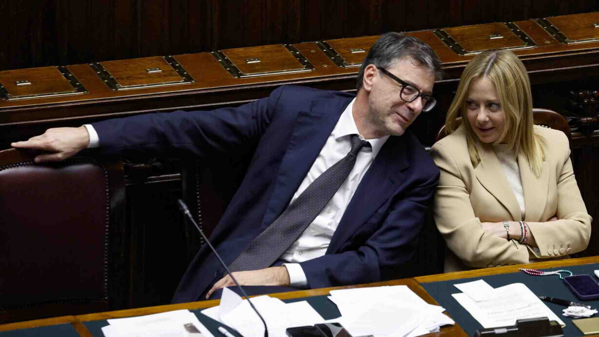 Buone notizie dall’Ue sulla manovra: l’Italia ha i conti in ordine