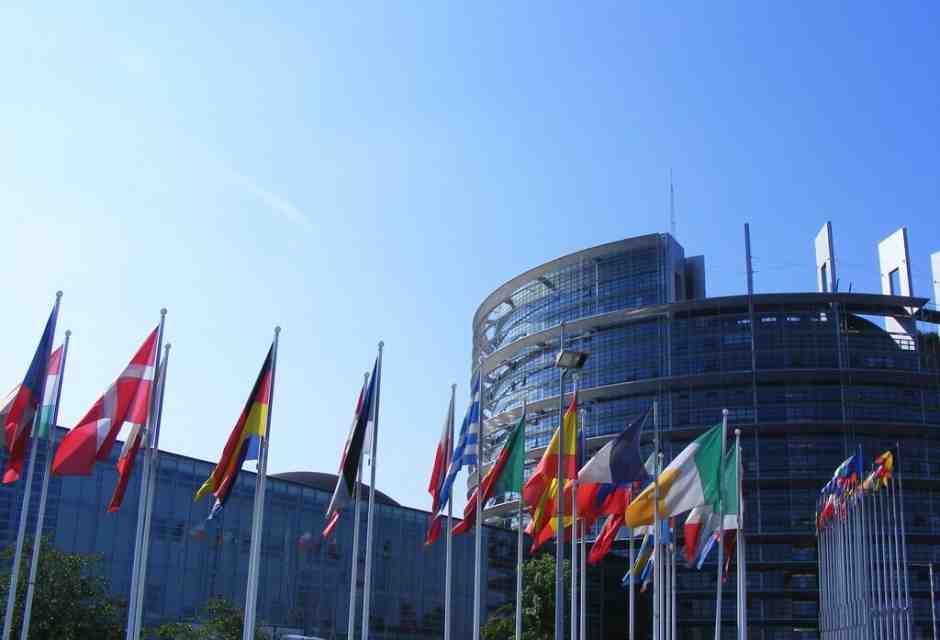 L’asse gialloverde si ricompone a Strasburgo sulla cessione dei territori ucraini alla Russia