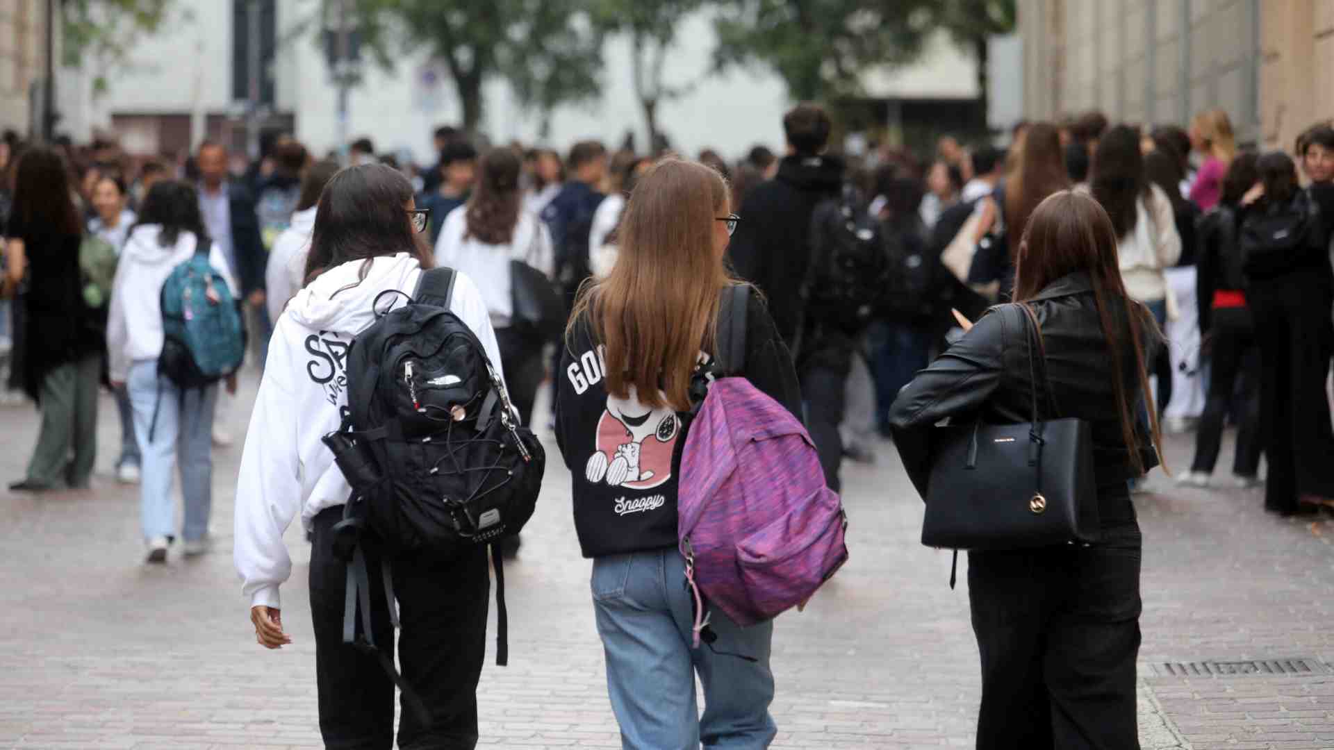 Adolescenti interrotti. Intercettare il disagio con una domanda: come stai?