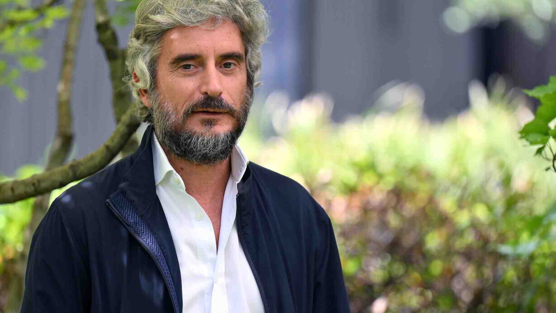 Meloni, Renzi, e la satira in Italia. Parla Federico Palmaroli