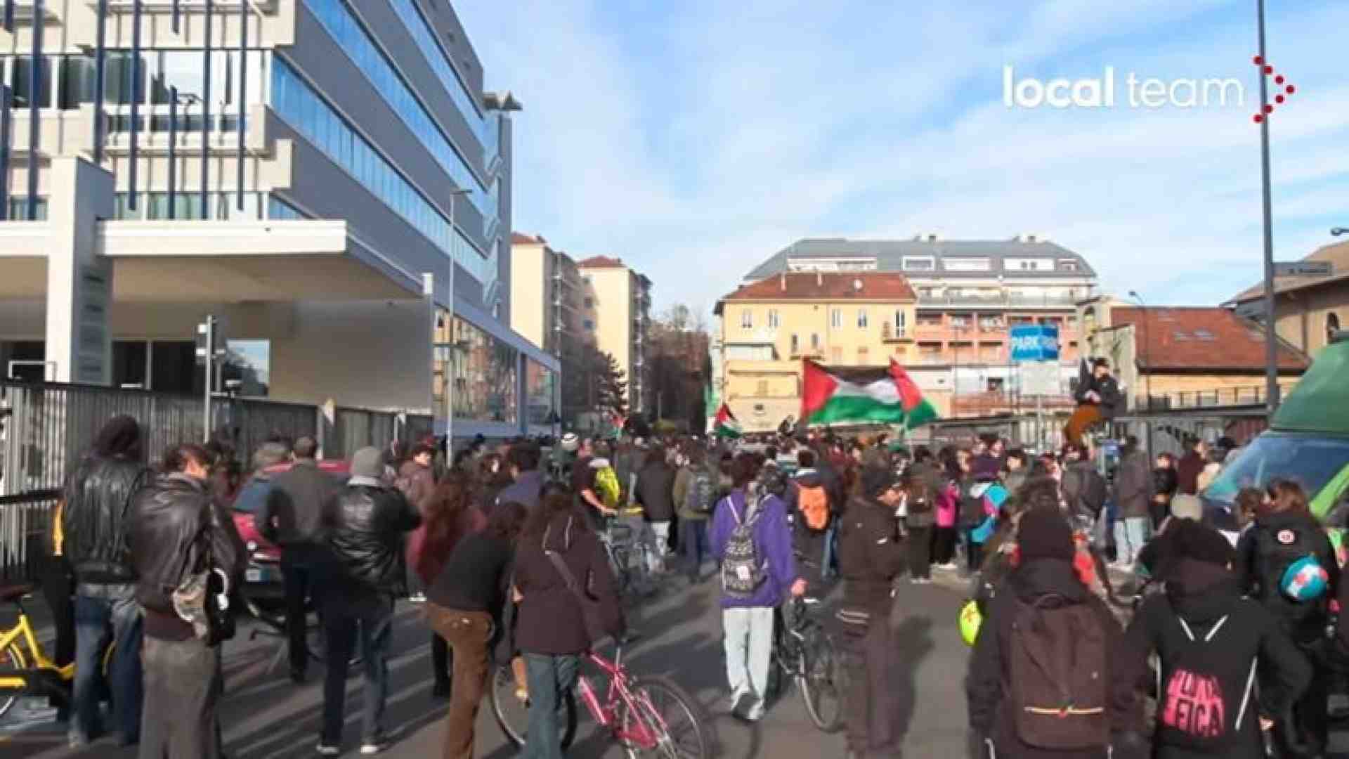 Anatomia di un'occupazione. Numeri e profili di chi ha fatto irruzione alla Stampa di Torino