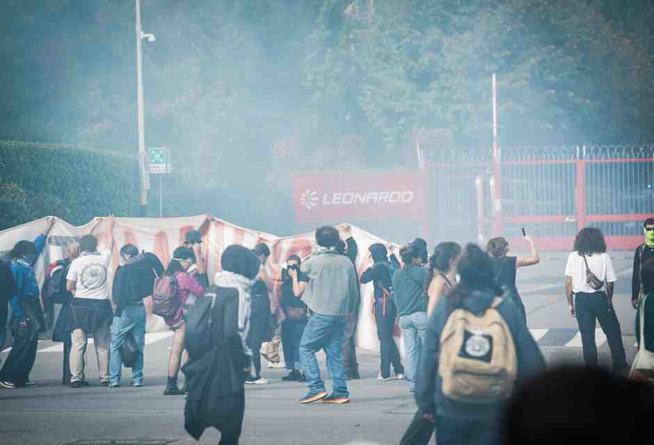 Non solo La Stampa. Tutti gli assalti degli antagonisti a Torino