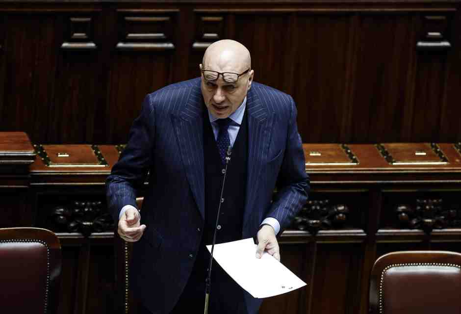 “E’ giusto che la Difesa abbia la sua intelligence”. Parlano i generali Tricarico e Bertolini