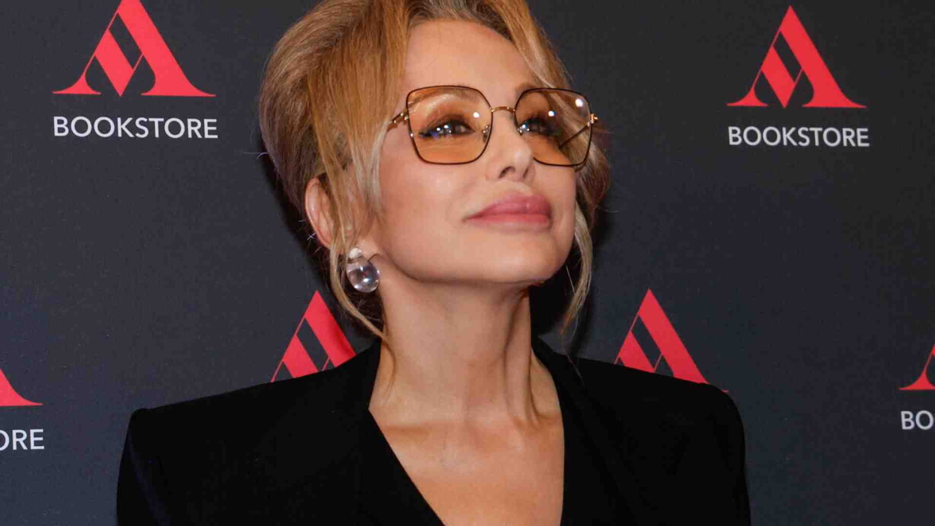 Marina Berlusconi fa le primarie a pranzo: Occhiuto, Cirio, Zangrillo. Tajani soffre. Gianni Letta si diverte