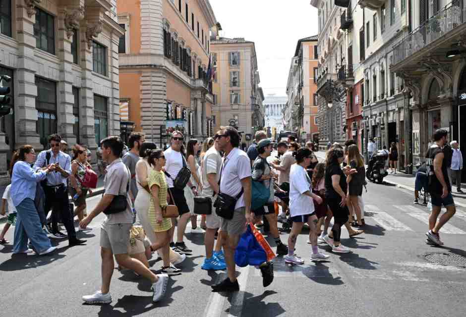 Il crollo del turismo in Italia era una balla. Rispetto al 2024 gli arrivi e le presenze sono aumentati