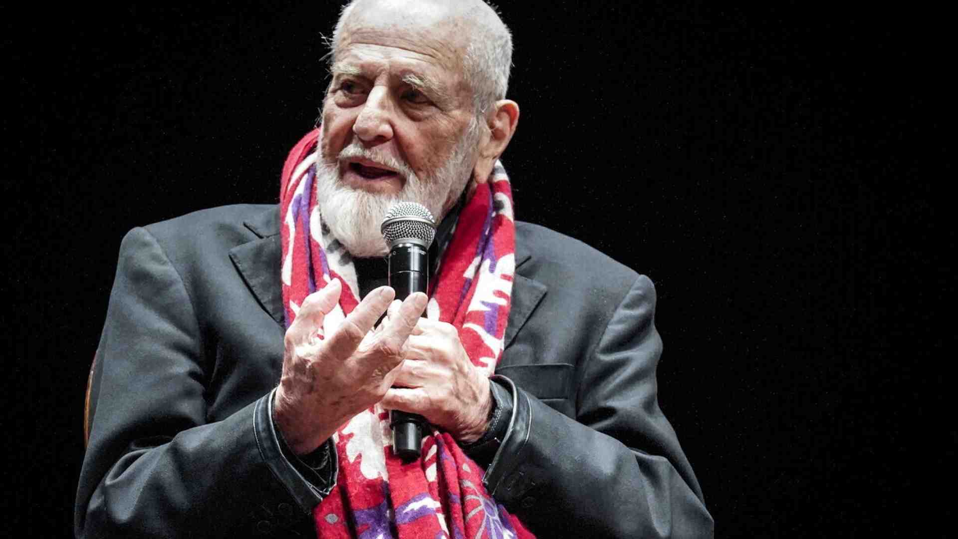 Altro che pensare o ricercare: l’arte di Pistoletto è la celebrazione del fare