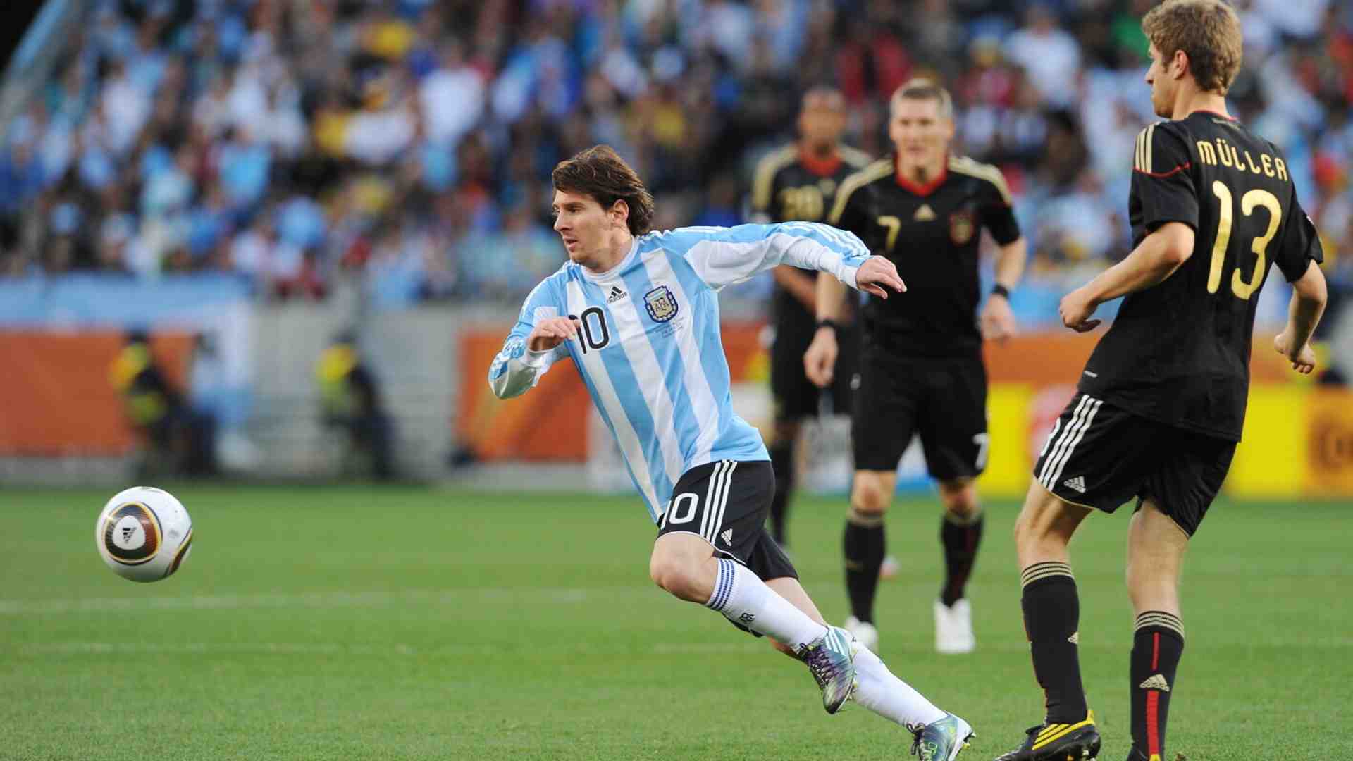 Ancora una volta Messi contro Müller