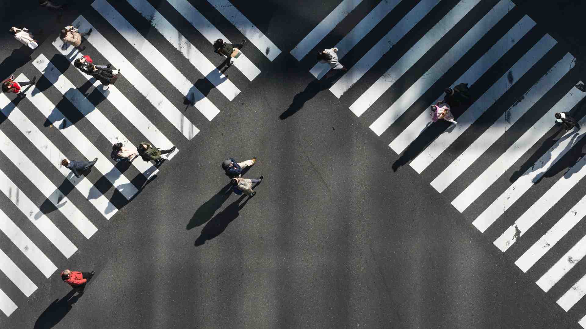 Foto di Ryoji Iwata su Unsplash