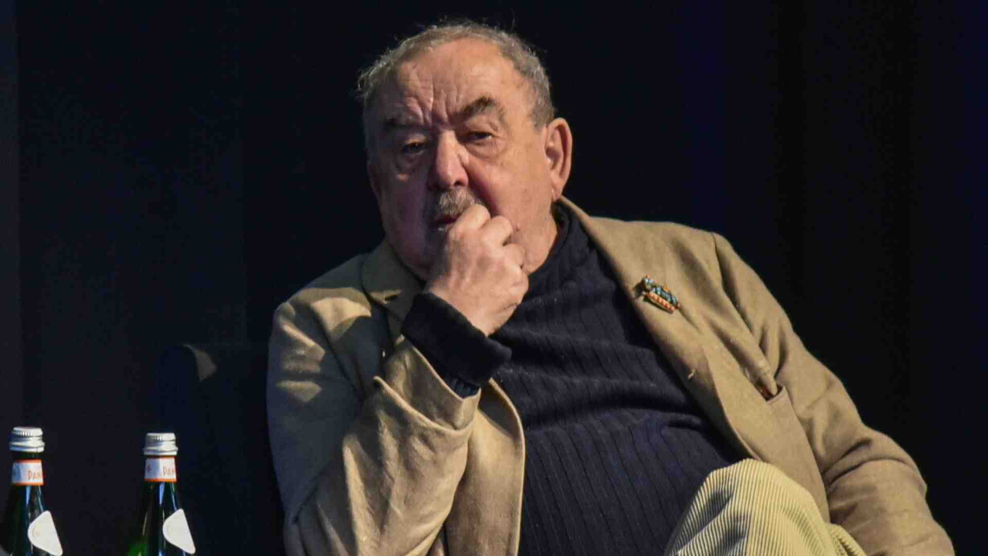 Gli Anni Ottanta, contrasti e coincidenze, di Enrico Deaglio