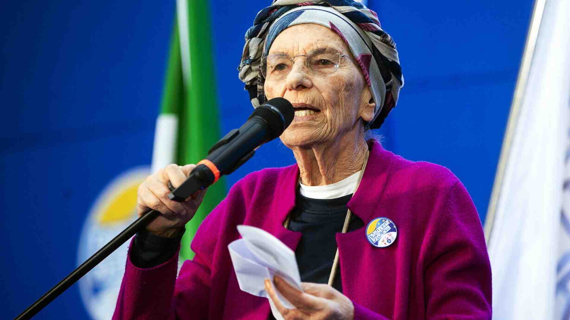 Emma Bonino è stata dimessa dall'ospedale. "Condizioni stabili"