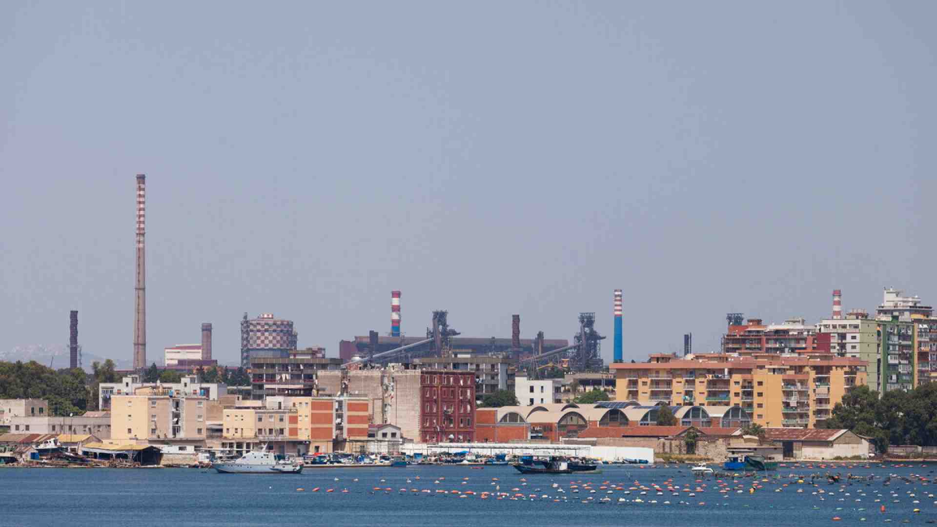 L’Ilva e il suo viaggio al termine della notte