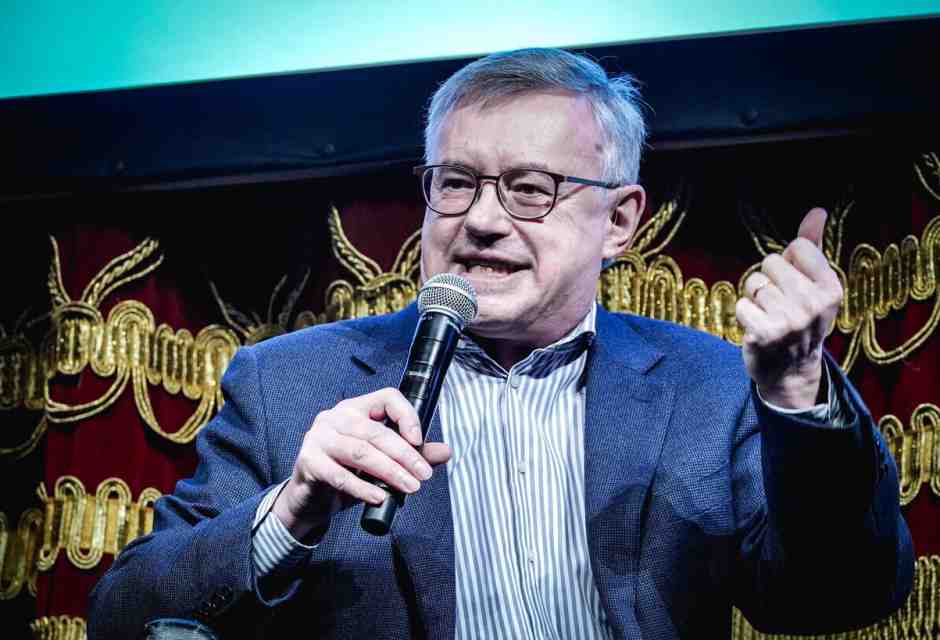 Il cortocircuito Barbero. Contro i testi della casa editrice neofascista ma a favore del dialogo su Putin