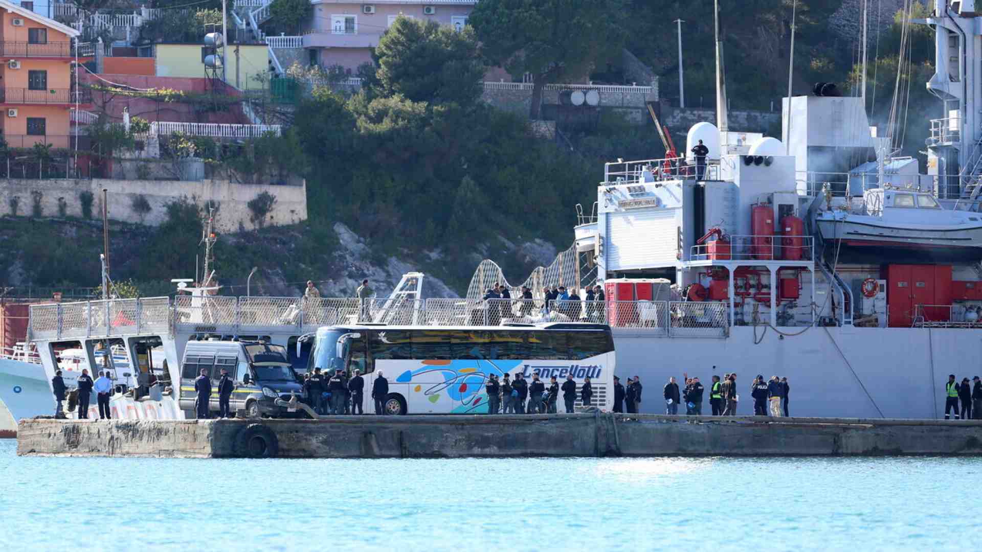 Modello Ruanda e “riserva di solidarietà”. C’è il nuovo Patto sui migranti