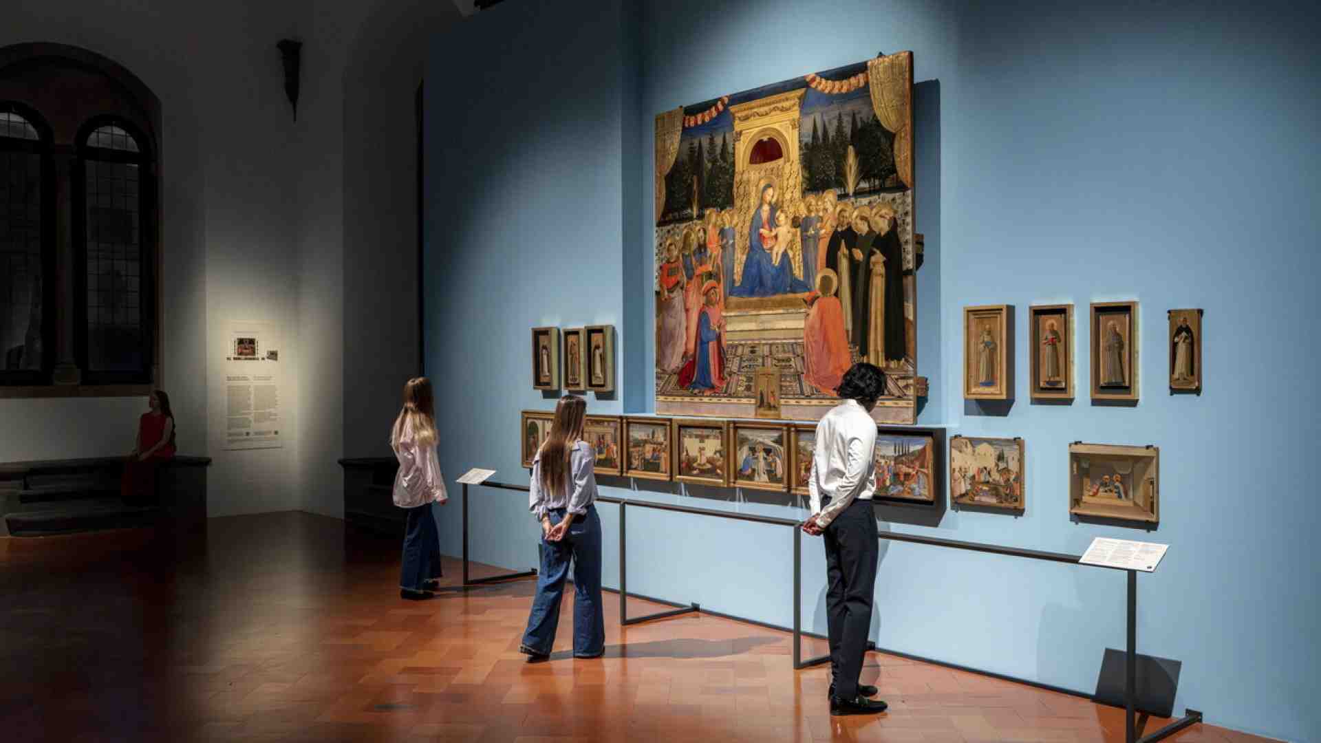 La smania di fotografare il Beato Angelico. Il paradosso della “reliquia” digitale