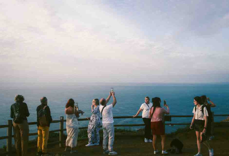 Equipaggiare l’identità nazionale contro l’invasione turistica
