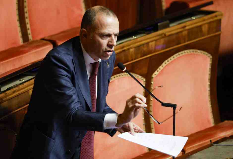 “Esiste la pace possibile, non quella giusta. Il decreto per Kyiv? Non c’è fretta”. Parla Romeo (Lega)