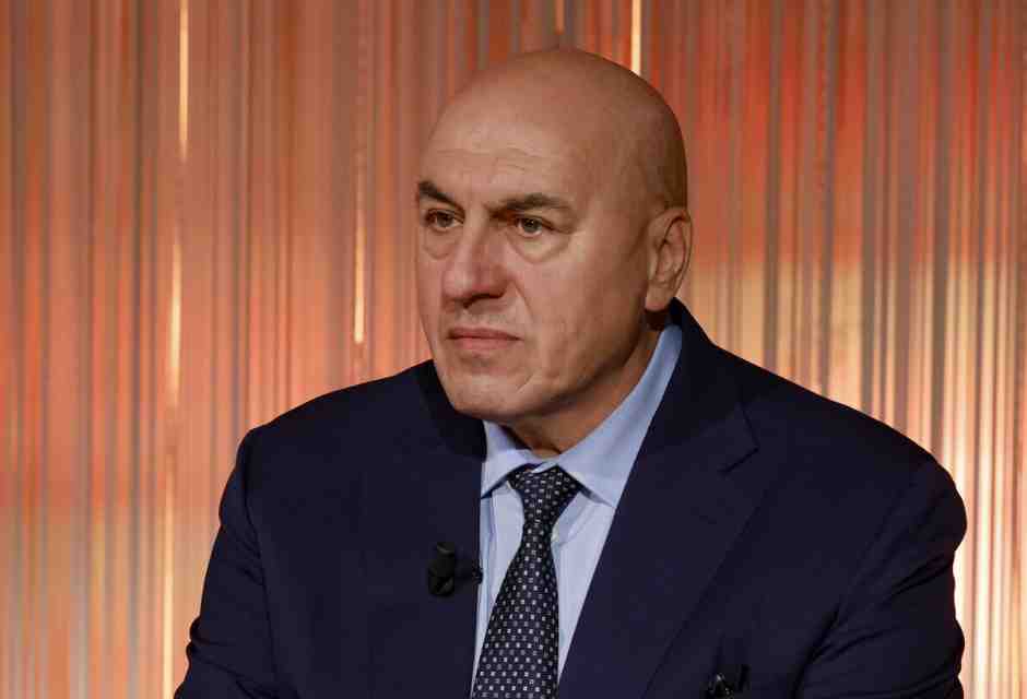 Sostenere il piano Crosetto