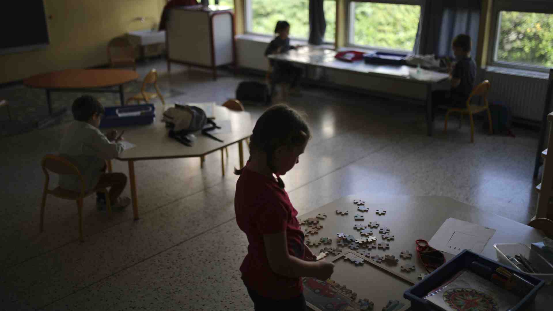 Proibire i social è inutile. La vera sfida è educativa e culturale