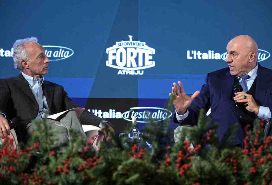 Il tentativo disperato di Crosetto di far ragionare Travaglio ad Atreju