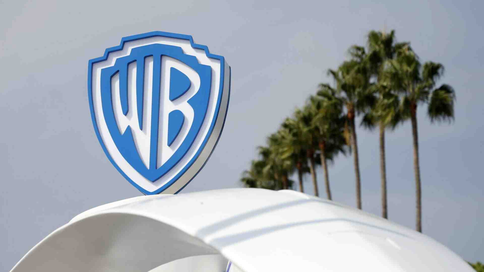 La conquista della Warner Bros. Il gioco grande su Hollywood