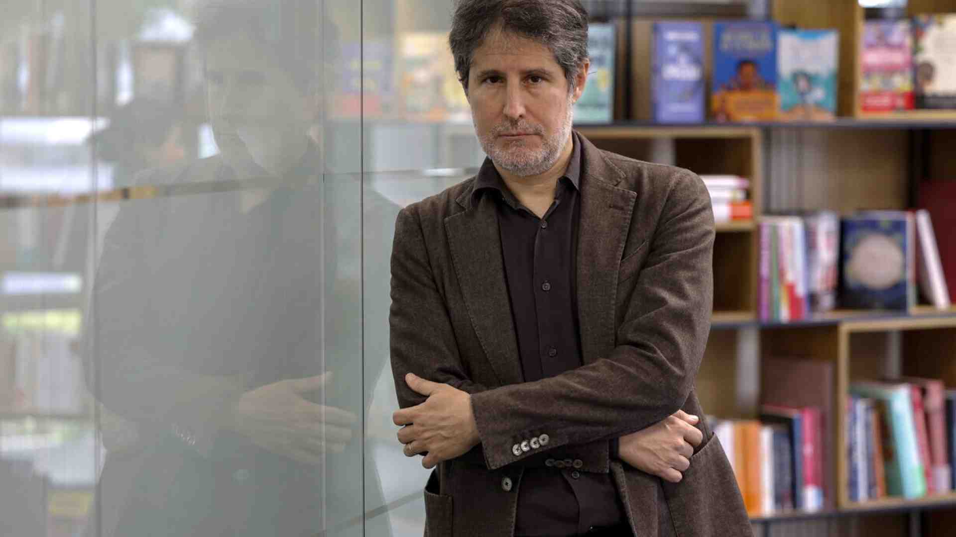 Giuliano da Empoli indaga come pochi lo spirito del tempo odierno. Tra pazzi e geni