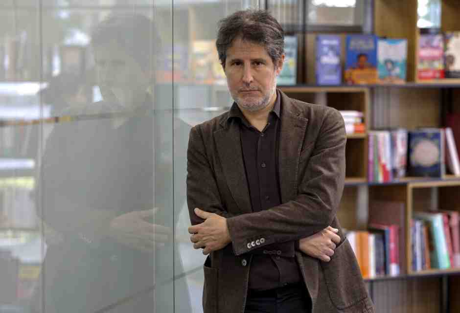 Giuliano da Empoli indaga come pochi lo spirito del tempo odierno. Tra pazzi e geni