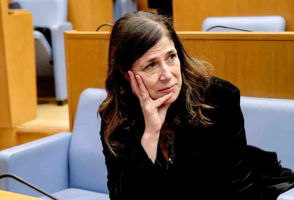 Todde con la sua battaglia alle rinnovabili è lo specchio di una sinistra autolesionista