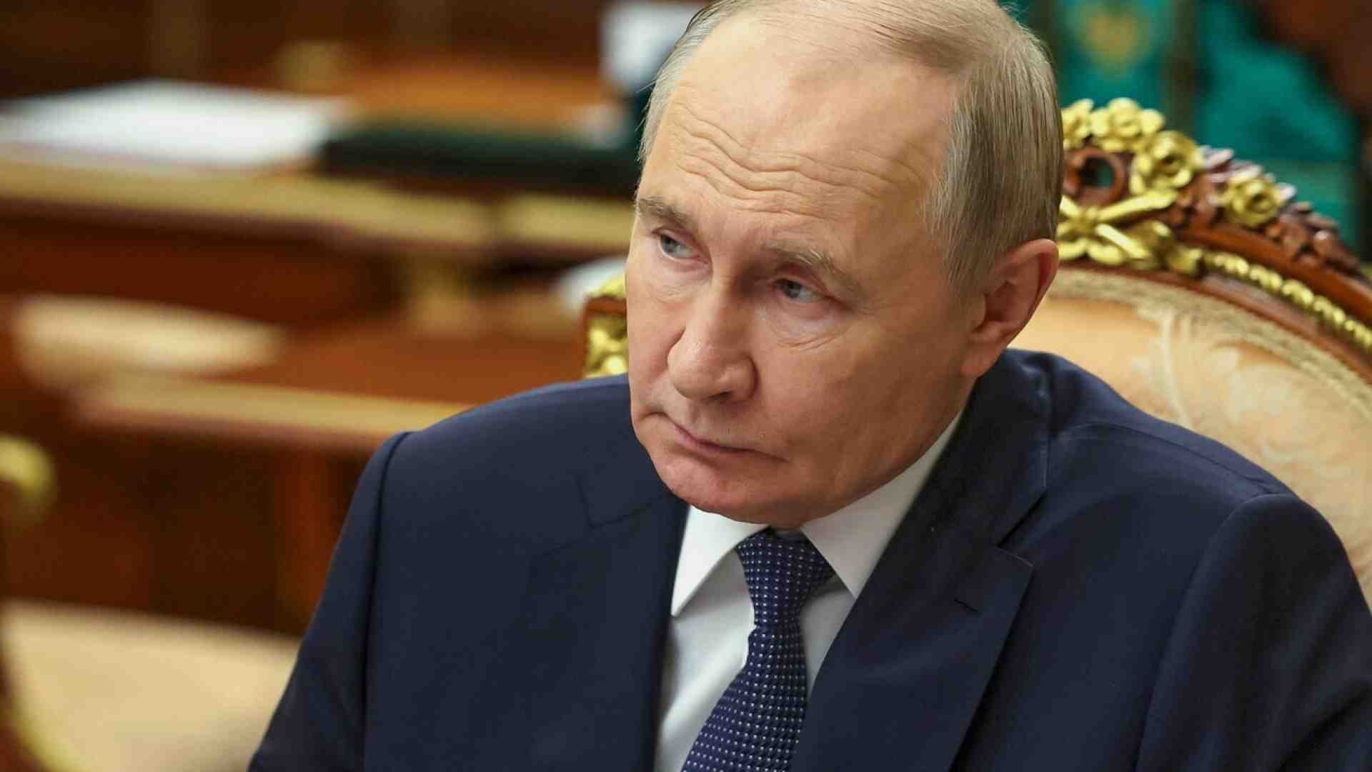 A sua insaputa Putin ha dato ai nostri capi di governo la soluzione per batterlo