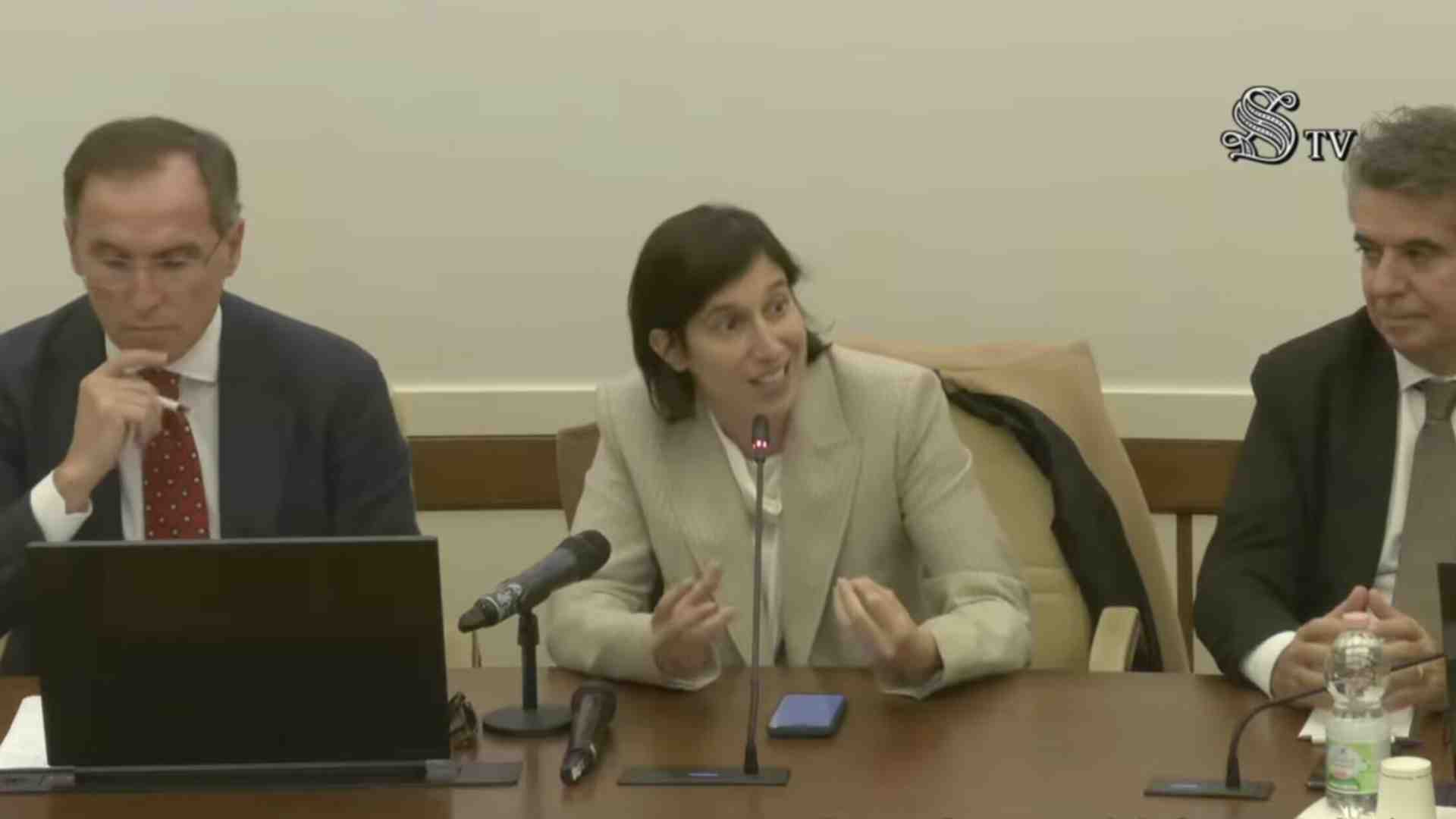 Il Pd festeggia per il “regalo di Natale” di Salvini sulle pensioni. Schlein: “Giorgetti sfiduciato”