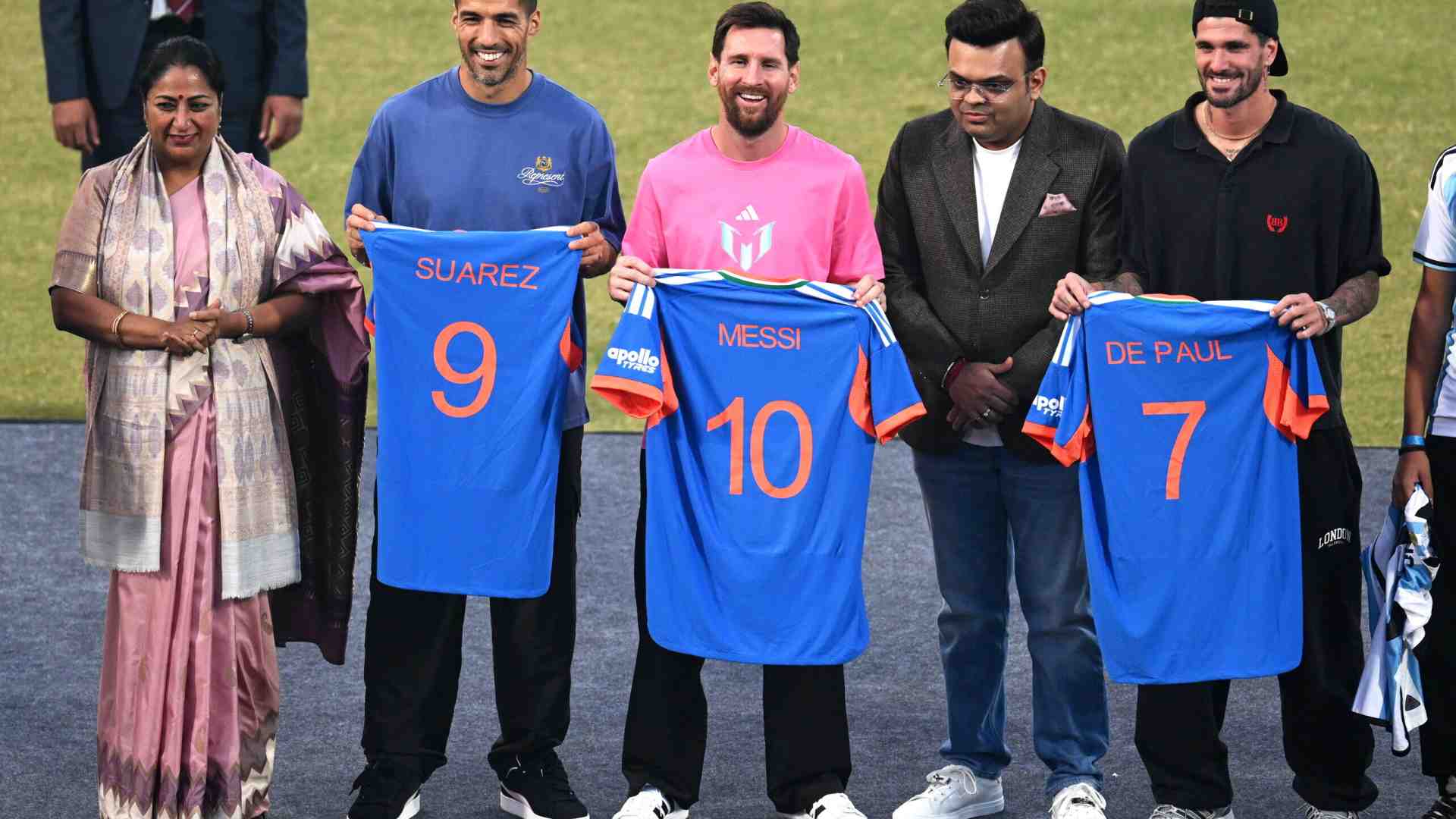 Un brindisi per gli indiani presi in giro dal Messi Tour