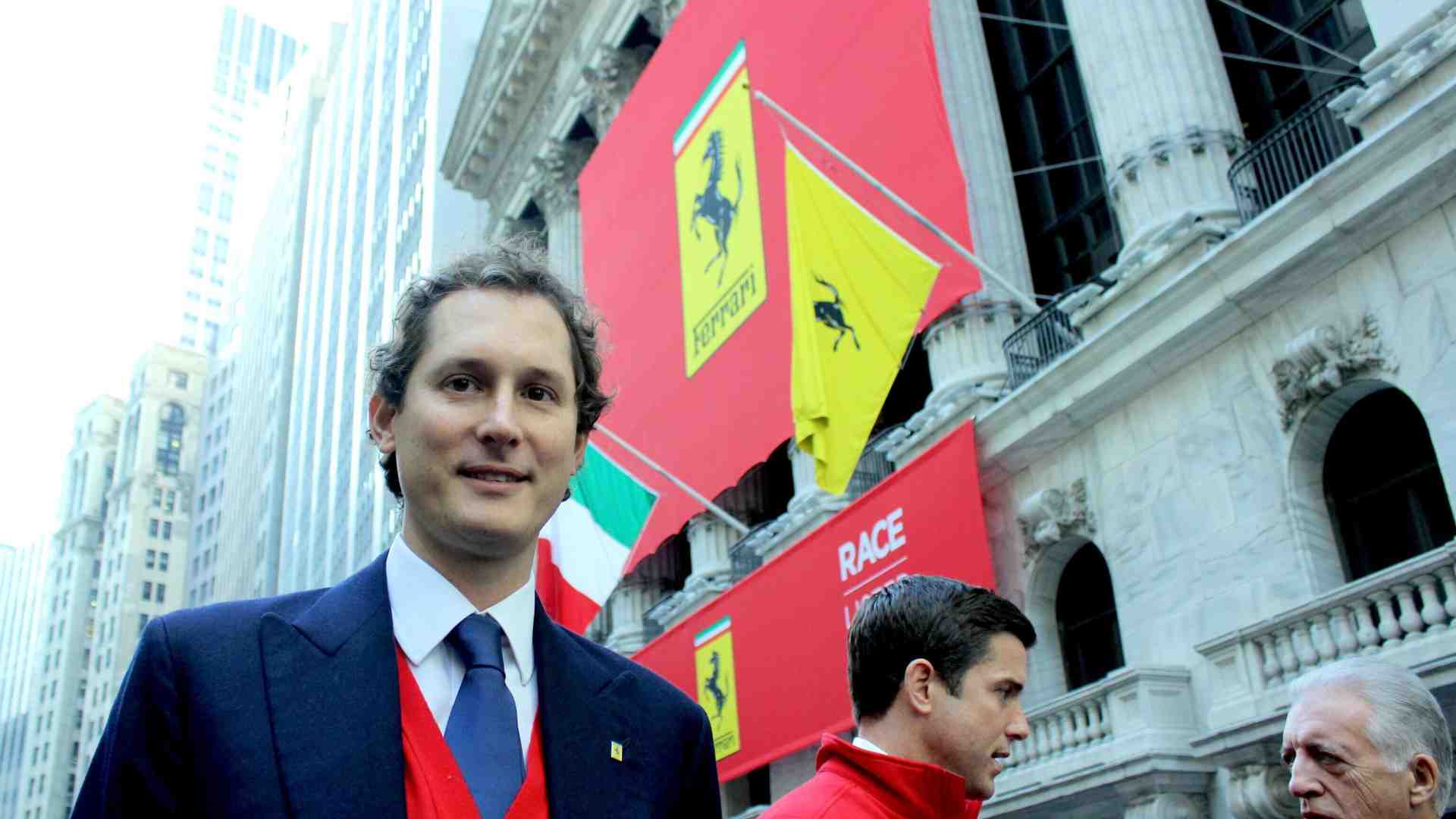 La crisi più dolorosa per Elkann: la Ferrari