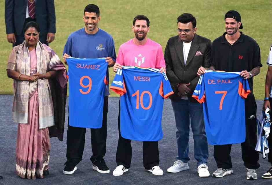 Un brindisi per gli indiani presi in giro dal Messi Tour