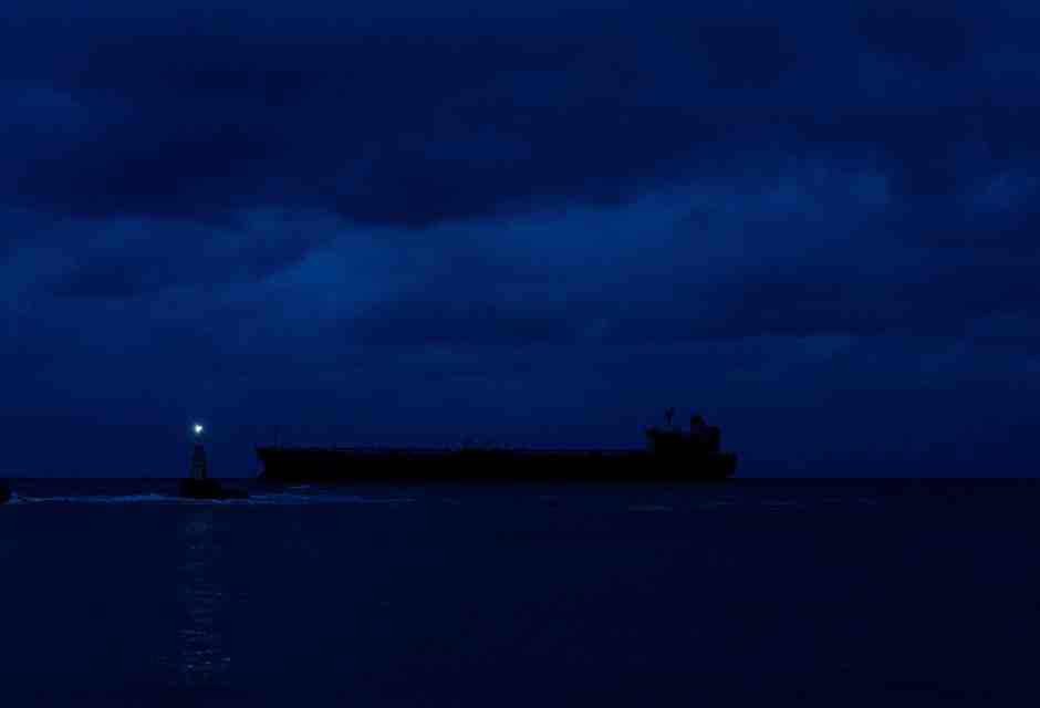 Il legame fra la flotta ombra e l’esercito ombra di Mosca è un nostro problema