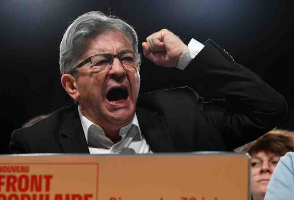 L’inchiesta sugli insoumise di Mélenchon: “Un cavallo di Troia usato dagli islamisti”