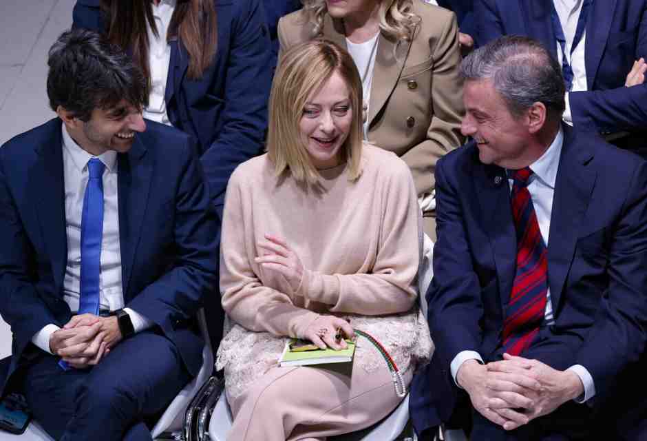 Meloni e Calenda si capiscono e si influenzano: industria, Ucraina, nucleare e referendum