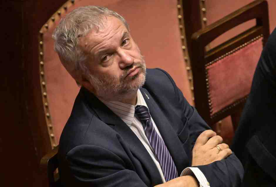 Il golden autogol della destra sull'oro nella partita con la Bce