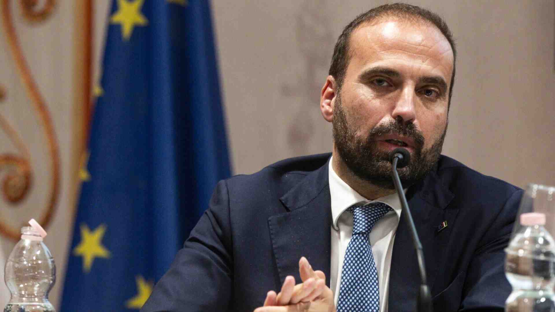 Che cosa sbagliano destra e sinistra sulla manovra? Parla il Libdem Luigi Marattin