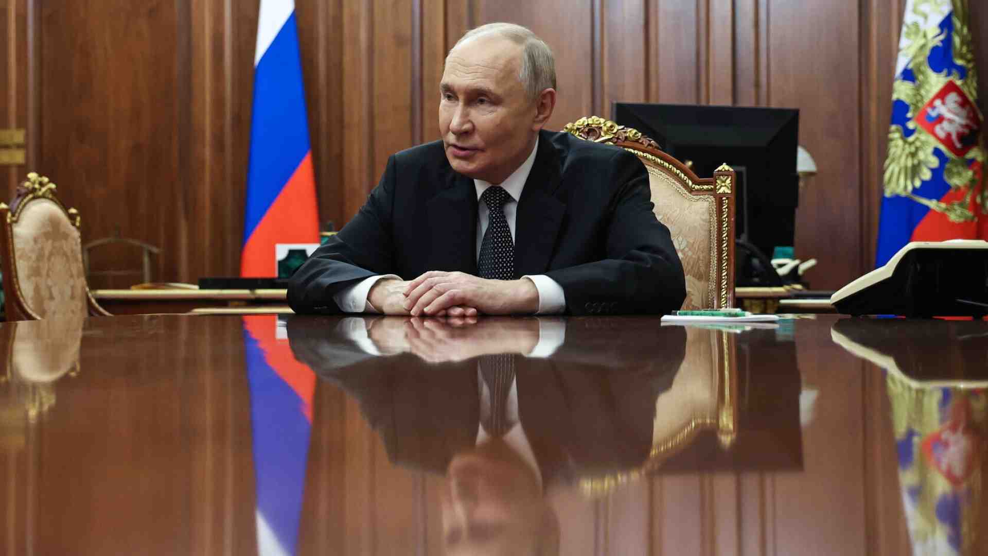 Ex funzionari della sicurezza ci spiegano perché il muro negoziale di Putin non è cambiato dal 2022