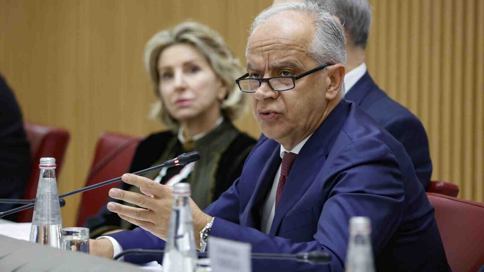 Finanziavano Hamas: 9 arresti a Genova. Piantedosi: "Celavano la loro attività con il paravento della Palestina"