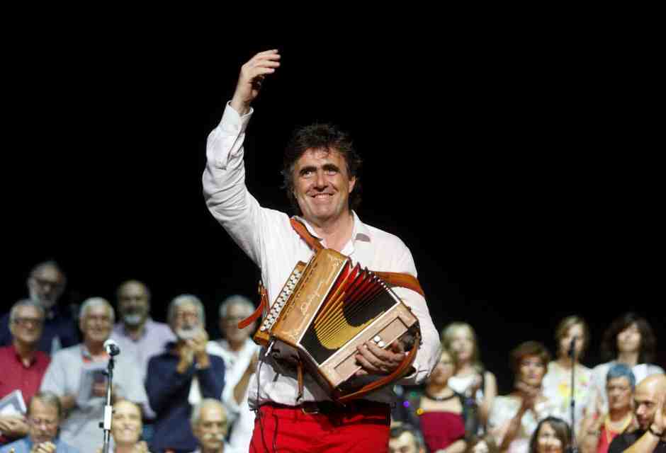 Ambrogio Sparagna: “‘Tu scendi dalle stelle’ è un canto di resistenza”