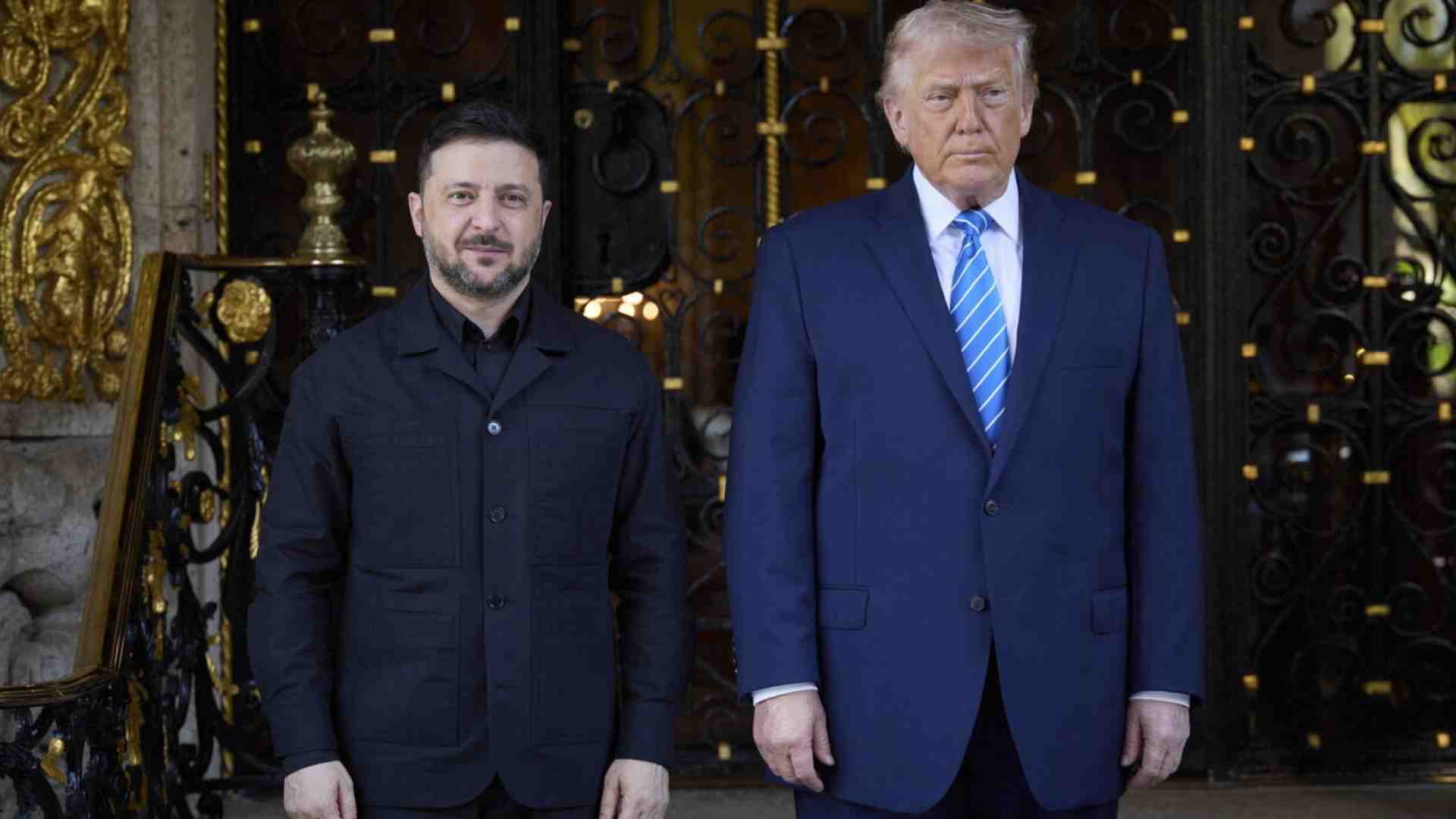 Zelensky lavora su due piani: i colloqui per la pace e la difesa contro gli attacchi russi incessanti