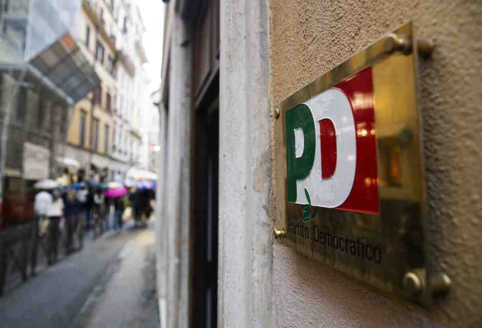 Manfredi e Renzi infiammano il Pd. "Hanno ragione". Parlano De Pascale, Giani, Verini e Picierno