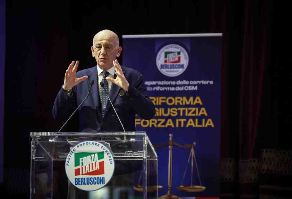 Parla il viceministro Sisto (FI): “Il referendum sulla giustizia a inizio marzo rispetta la legge. Il Cdm ha tempo per l’indizione”