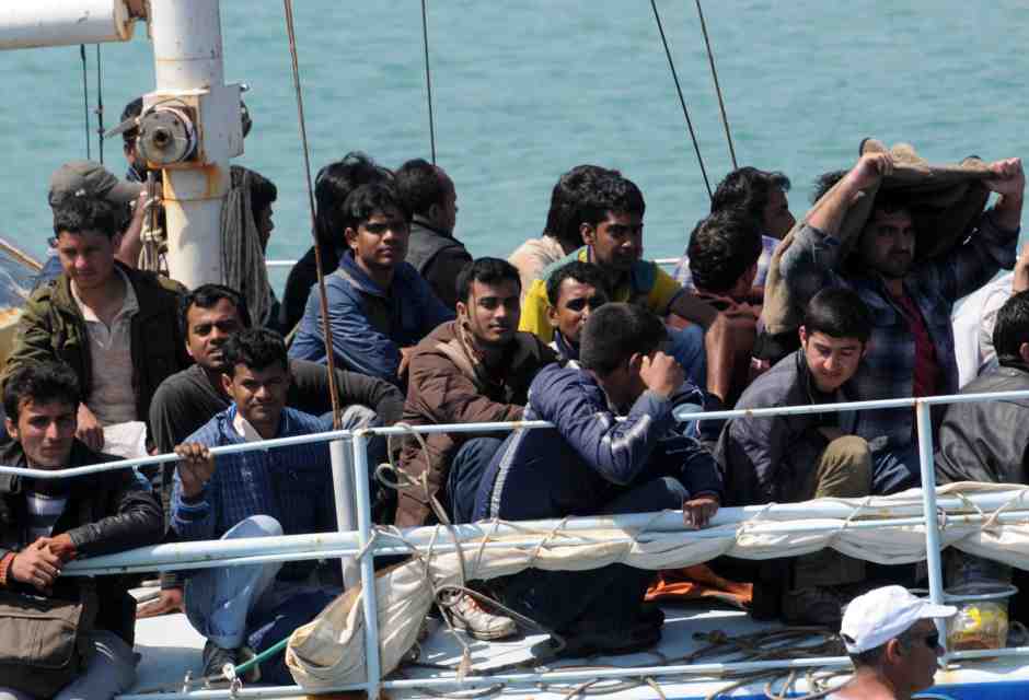 Perché destra e sinistra non possono dire la verità sull’immigrazione